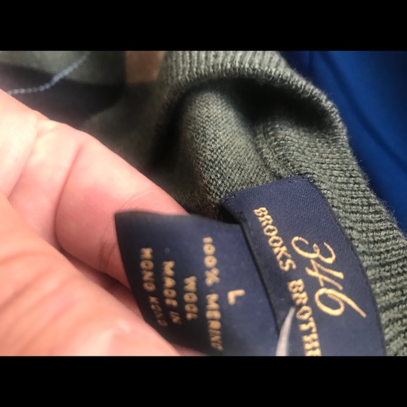 Brooks Brothers argyle, merino wool v-neck sweater - Picture 4 of 5